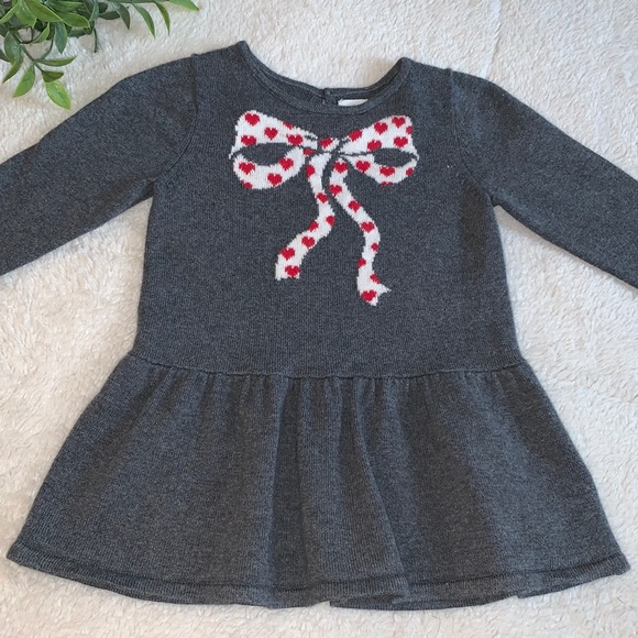 GAP Other - Gap Baby 6-12M Gray Dress w/ Heart Bow EUC Long Sleeves